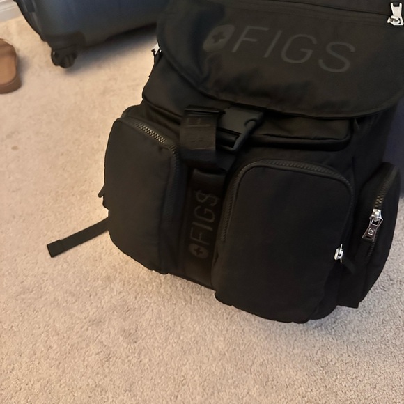 Rare figs backpack. Very hard to find. Great like new condition. Lots of storage - Picture 5 of 5